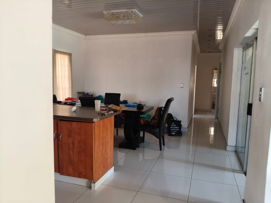 3 Bedroom Property for Sale in Safari Gardens North West